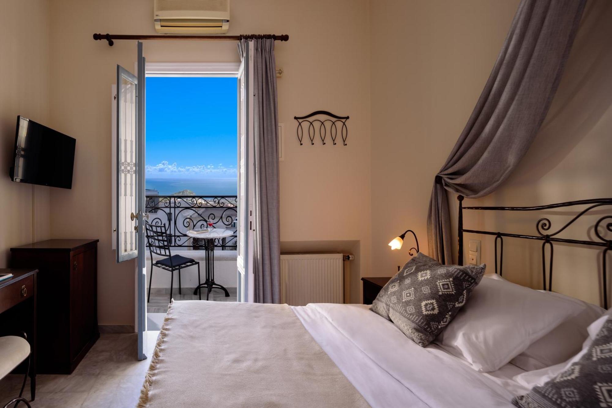 Ikio Concept Santorini Hotel Pýrgos Екстериор снимка