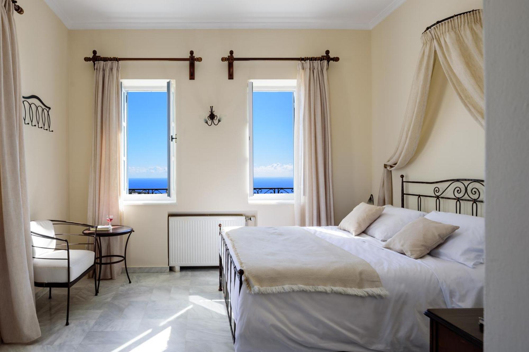 Ikio Concept Santorini Hotel Pýrgos Екстериор снимка