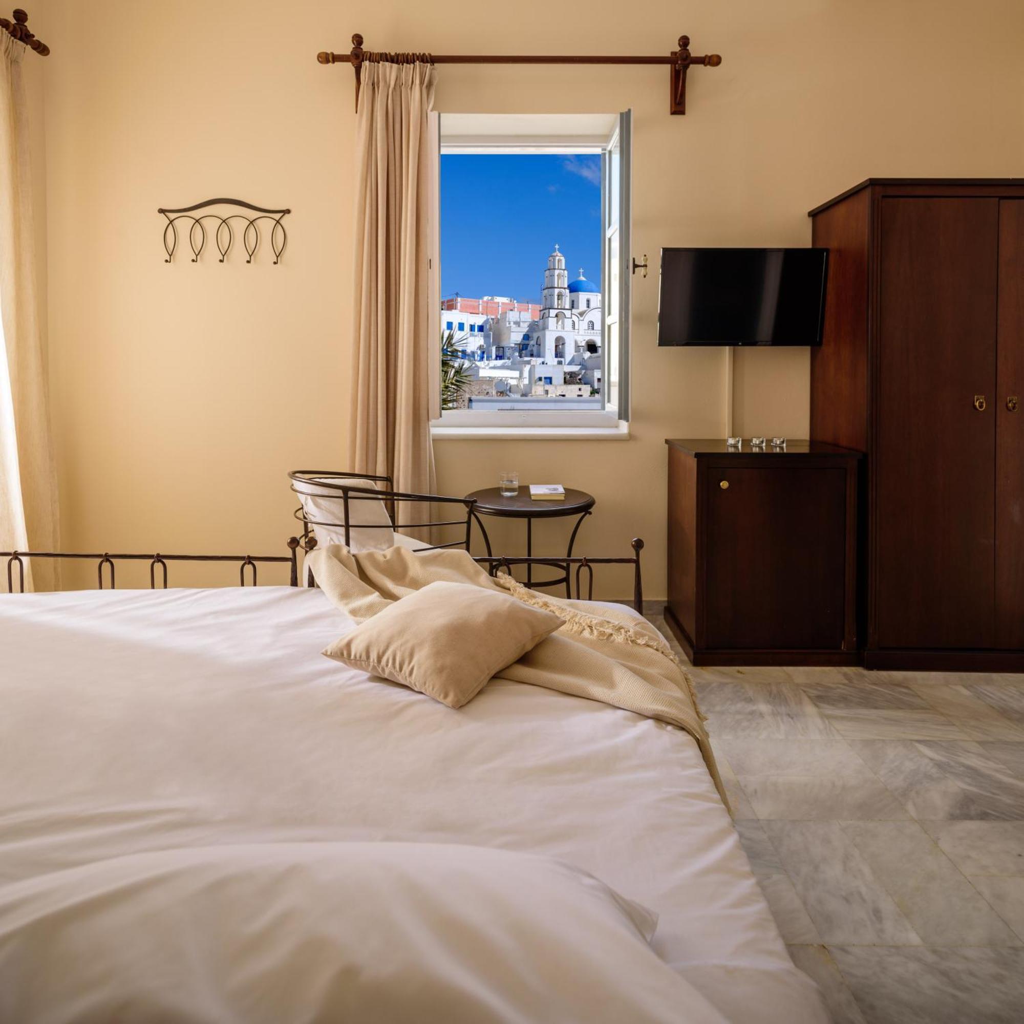 Ikio Concept Santorini Hotel Pýrgos Екстериор снимка